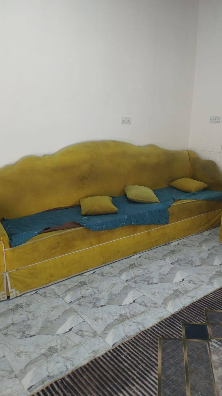 للبيع كلمن وسعره لاستفسار ع رقم***********
