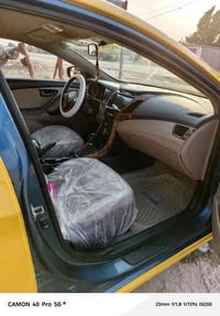 النتره موديل 2015خليجي سياره حلوه وجاهزه وبرغي ما عايزه  تبريد❄  تدفئة...