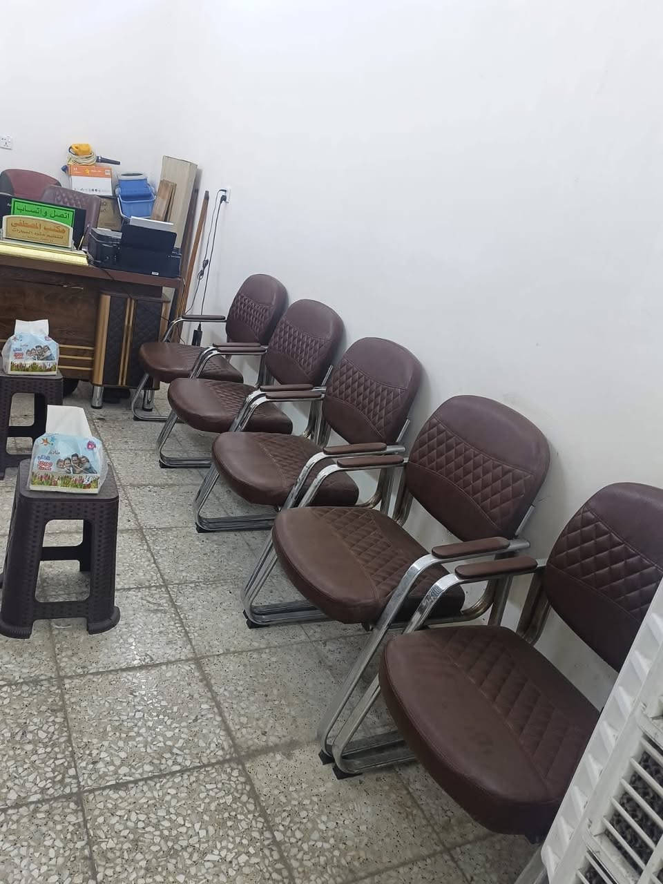 اغراض للبيع شبة جديدة الاتصال موبايل***********و***********
ميز وكرسي متحرك دوار طول الميز١٤٠عرضه٧٠سنتمتر السعر١٥٠الف وكًراسي. عدد ٥ المنيوم السعر١٥٠ورفوف عدد٨مع محتوياتها جناكيل وسجج طول الرف٢٤٤سنتمترو٨ايضا طول١٢٢سنتمتر عمل خاص الداير مغلف بالماكنة السعر١٨٠ومبردة بلاستك وسط السعر٧٥وورفوف عادية طول ٩٠سنتمتر مع ملحلقاتها عدد ٨السعر ٤٠الف وصحن عدد٢حجم ٣٠مال شبكات اصلي واحدبدون اولمبي والثاني كامل السعر١٥٠وراش شاحنة اسود اكثر من الف سعر الواحد١٥٠دينار
