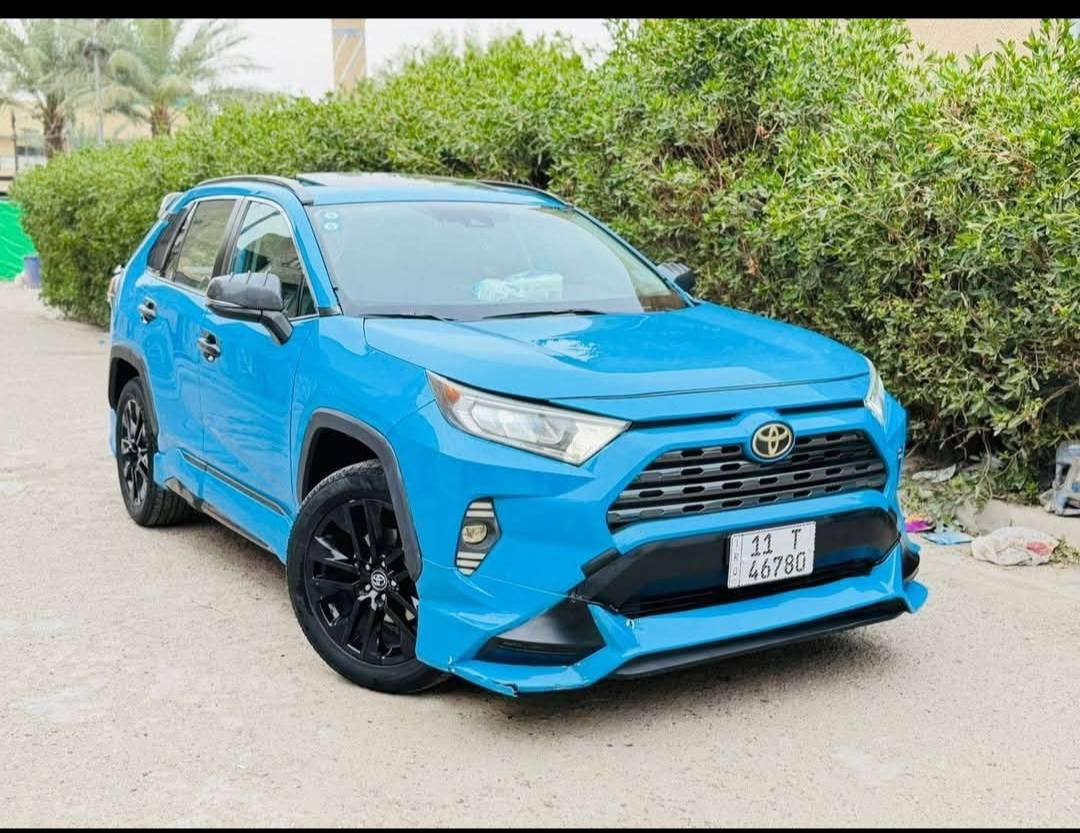 Toyota RAV4 2019  XLE
اللون  بحري ازرق غير محدد تزويد رياضي كامل  
مزوده (كت ) كامل داخل وخارج كاربون فايبر 
داخل لونين بلاد 
 رقم بغداد بأسمي جديد

عداد المسافات  ٦٨الف  ميل  K جديده حلوى 
حجم المحرك 4 سلندر ( 2.5. GDI) 

المواصفات :
كشنات.  جلد كريمي
بصمة ابواب
دخول ذكي 
تشغيل اشاره ترحيب عند الاقتراب
بصمة تشغيل 
شاشه كبيره 
كامرا دواره 
رادار أمامي(تحديد مسار)
رادار جانبي (نقاط عمياء)
رادار خلفي(التحذير من الاصطدام)
 3 تحكمات وضعيات القيادة Drive Modes 
اوتو ستارت (Auto start)
اوتو ستوب(Auto Stop)
هاند بريك بصمة
اوتو هولد(Auto Hold)
تحكم وضعيات القيادة ECO,NORMAL,SPORT
مانع انزلاق+ABS
حساسات خلفية+كاميرا
تحكمات استيرن
تبريد قطعتين 
فتحت سقف 
صندوك كهرباء 
وبقية مواصفات XLE المعروفة
الضرر خفيف كلش حلو 
 
العنوان بغداد البنوك 

السعر المطلوب ٢٠٠ $

للاستفسار الاتصال بالرقم او لمراسله واتساب 
***********
