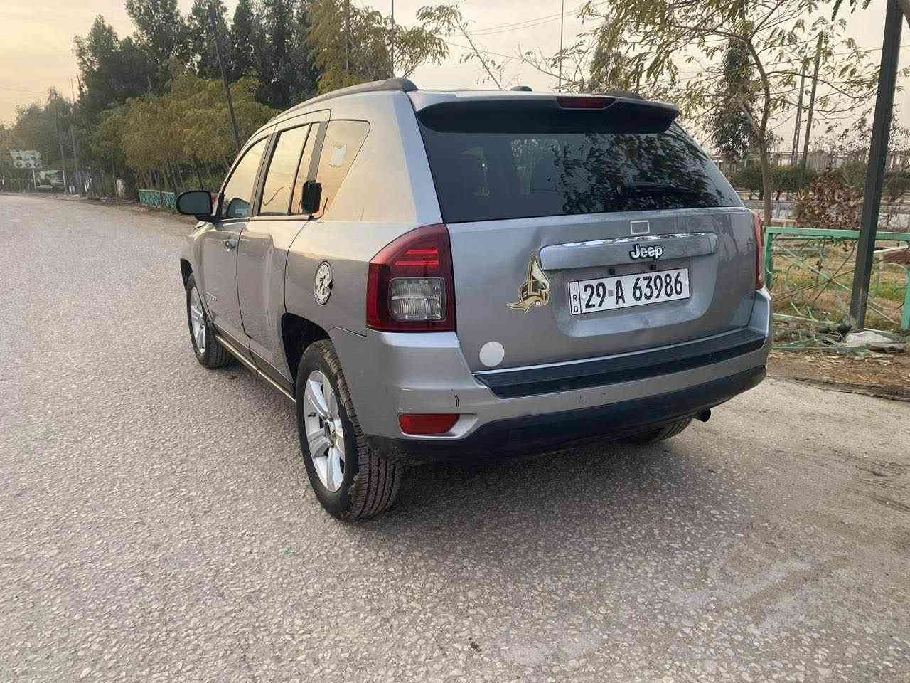 السلام عليكم 
جيب كومبارس 2016 
صار بيها عطل عقل ضرب مالتها اكفلك الكير والمكينة 
والمكانيك ومن ضربة فقط بيها رش 3 قطع بدون دواخل 
رقم دولي بسمي السعر ع عطلها 79 ورقه قفل مستعجل جوه اللسوك
الشراي يتصل *********** حلة, بابل
