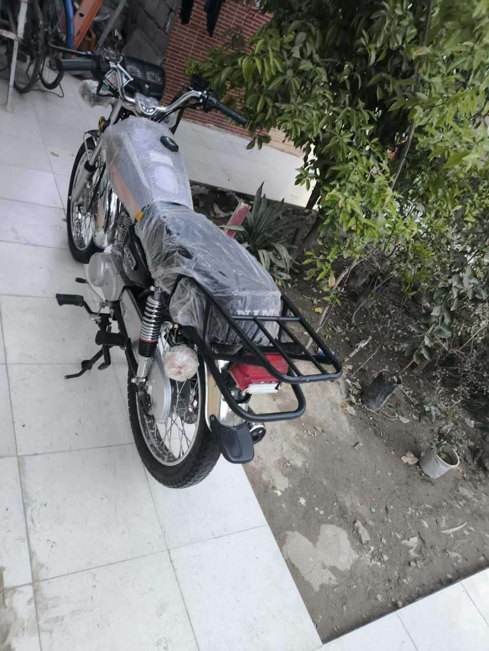 سلام عليكم دراجه نامه للبيع موديل 26اوراق اصولي بعدهيي جديده مكاني بابل سعر 700وبيهه مجال اتصل***********
