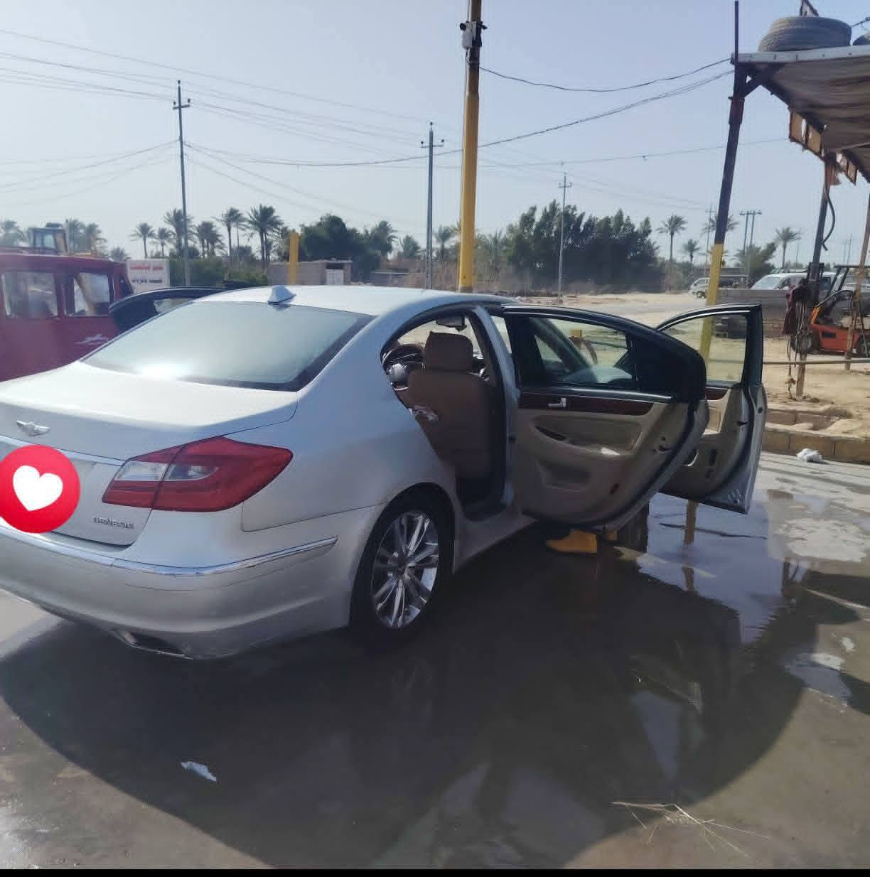 🚗 للبيع:  جنسز 2012
📍 مكان السيارة: بابل
📞 للتواصل: ***********
💰 السعر: 125 ورقة 
🛠️ المحرك: 6 سلندر – 3800cc

⚠️ أضرار السيارة
• وارد أمريكي
• حادثها الجاملغ الايسر  مصبوغ جزء منه

⚙️ المواصفات: 
• مانع انزلاق
• تحكمات ستيرن
• شفتات ستيرن
• تحديد سرعة
• جامات اوتو
• لايتات اوتو
• سيستم سماعات  ♾
• تدفئة  للمقاعد 
• والعديد من المواصفات الاخرى 

📌 تفاصيل إضافية
• رقم السيارة: بغداد
• باسم المالك تحويل مباشر
• لون السيارة: رصاصي او سلفر
