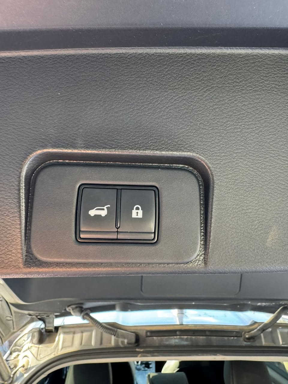 ‎سلام عليكم
‎نيسان روج  sv special 2023 فور ويل
Nissan ROGUE Sv special Awa
‎🔴صبغ فقط جاملغ بدون دواخل
‎ايرباك فقط تمكم و راجع بلادي
‎مواصفات فول
‎كشنات جلد و تدفئة ♨️
‎رادار امامي و جانبي
‎بردات جام بلادي
‎بانوراما
‎ 🔴سيارة مرقم اربيل جاهز
‎سعر مناسب  
‎*********** واتساب
