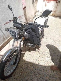 سونيك 2025 دراجه جديده ماشيه 2450 حقيقي  مكينه 200cc مكينه cbf ضاغطه و...