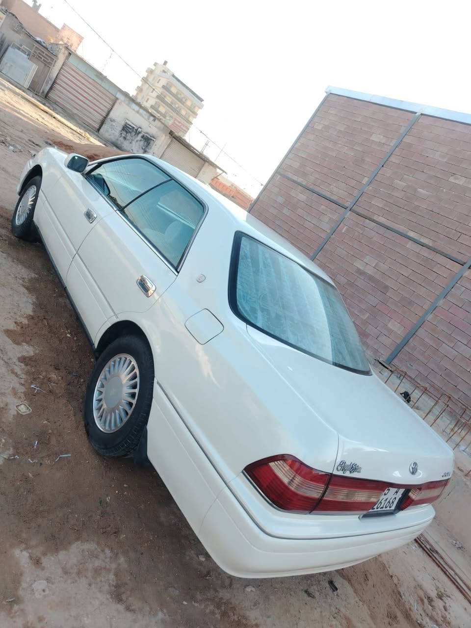 السلام عليكم
راس الثور رقم انبار دولي بسمي سنويه جديده هزه جديده 
مكفوله من كص وعيب شرعي بيهه ضربه بل بدنه الكدام فقط 
والباقي مكفول وبيهه صبغ جاملغات خلفيه جماليه بدون ضربه سستم جديد مكينه وكير 3000 غرفه 2000 دشبول يسرا بلاد 
مكاني نجف السعر 98 وبيهه مجال سياره جاهزه حداديه جديده 
للستفسار ***********
