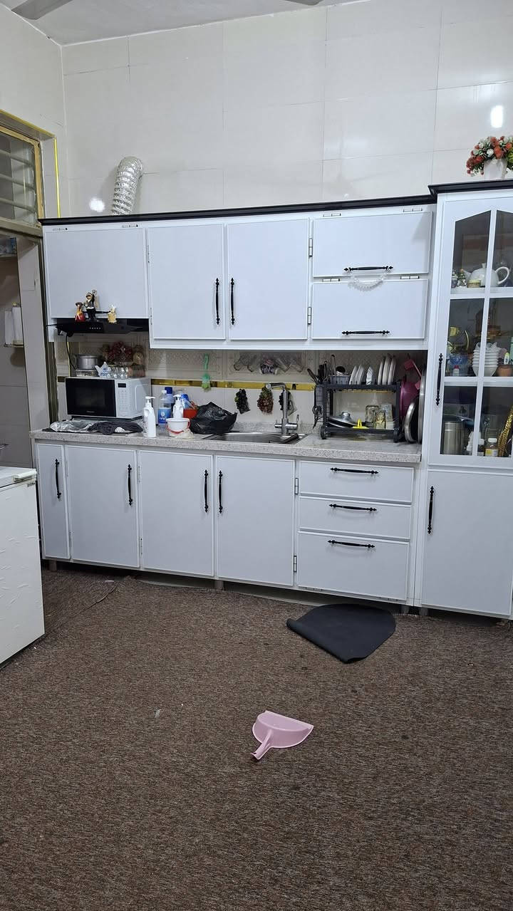 يالله توكلنا على الله يوجد بيت بالبستان بشارع بيت شيخ سلوم قريب الشارع الجديد مساحة البيت ١٠٠م طابقين يتكون من صاله وستقبال ومطبخ وغرفه جوه وصحيات والطابق الثاني غرفتين نوم البيت بناء حديث وجديد الاستفسار الاتصال
***********
***********
