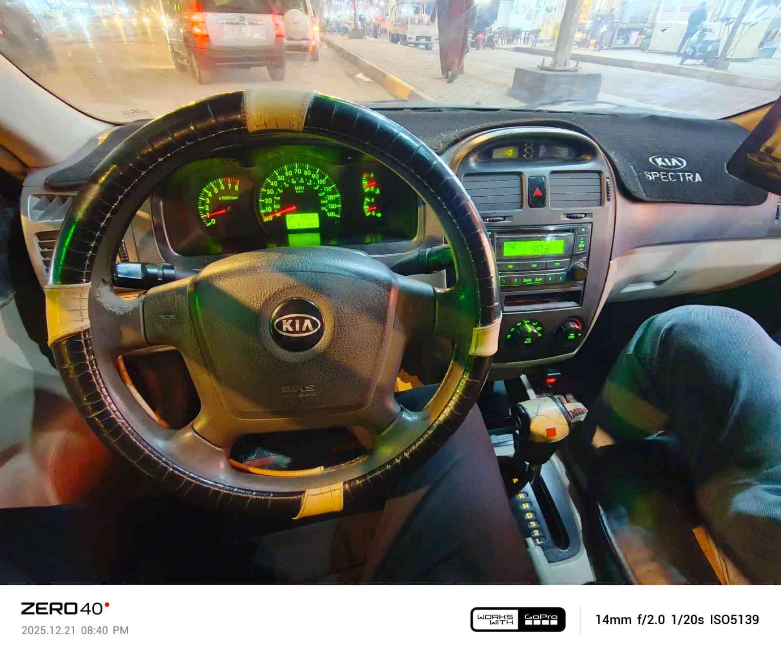 السلام عليكم للبيع سبكترا 2005 جير ومحرك خير من الله حداديه كهربائيات شغاله سنويه 30 رقم سليمانيه تحويل ثاني يوم سياره بيها معجون بالتكما بدون ضربه بيها جراب شوفه عينك واضحات بالصوره السعر 60 وبيها مجال مكان كربلاء حي المشتبه استفسار رقم الهاتف ***********
