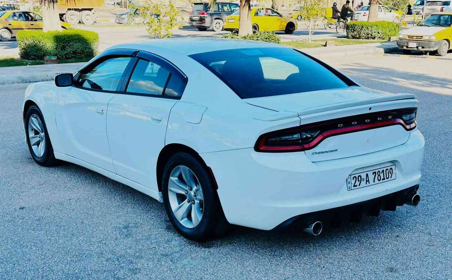 سلام عليكم لبيع جارجر مديل 2015 معلايه 16 مكينه 3600 
رقم نكليزي تحويل مباشر 
سياره بوليسي سياره مكفولا
 ماعده جاملغ وبنيد سياره جديده حيل تبريد ثلج حداديه تخم تاير كله جديد منضومه غاز بانزين سعر 145 ستفسار كثر   ‏‪***********‬‏مكان سياره كربلاء كربلاء, العراق
