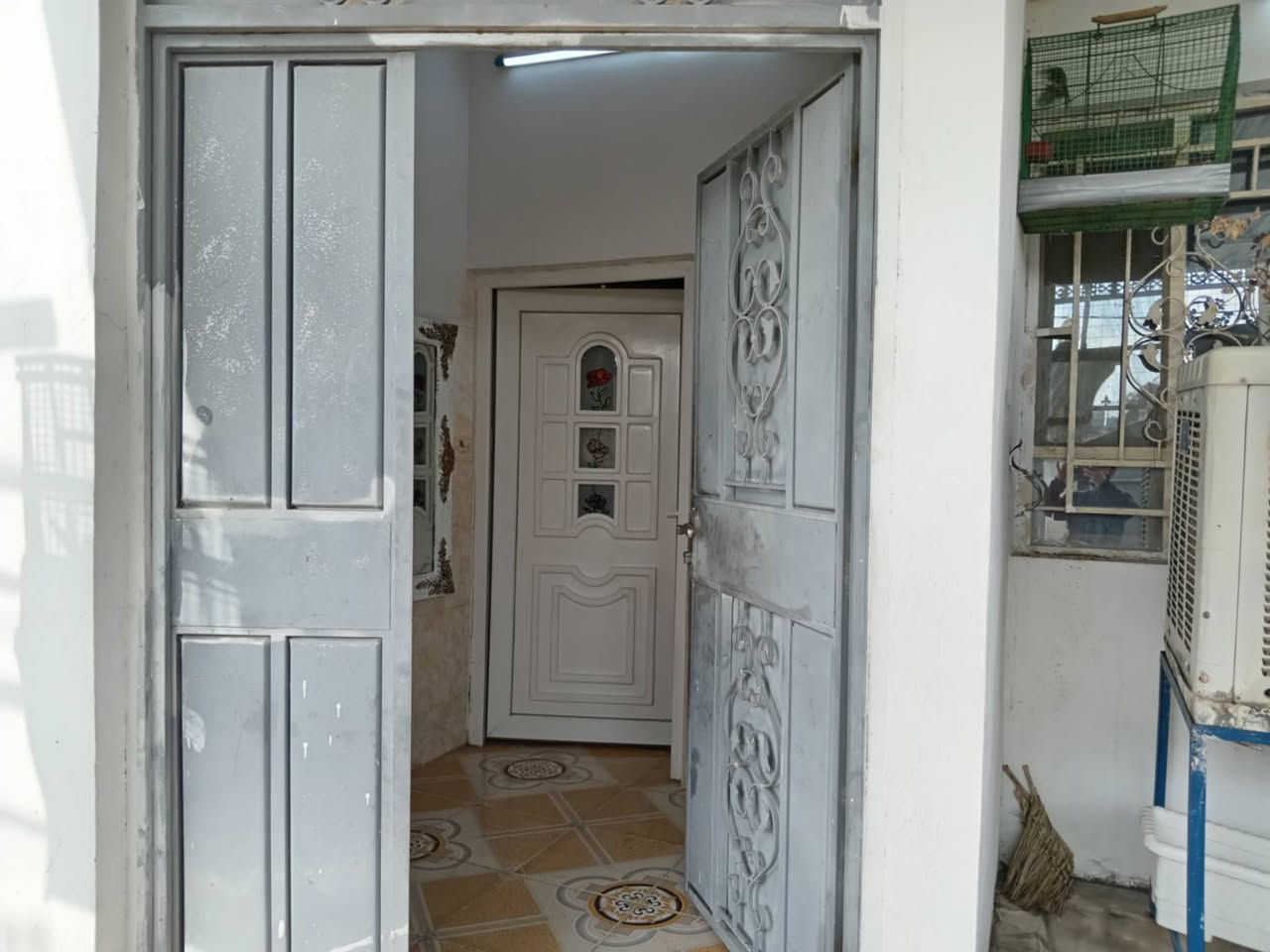 بيت200م نوع العقار (رقم)بسم صاحبه 😍بيت مرتب وشارع وحديقه*نهاية القادسيه الثانيه قريب ع محطة طاهر والمدارس*

#سعره*85وبي مجال

***********واتس
***********
