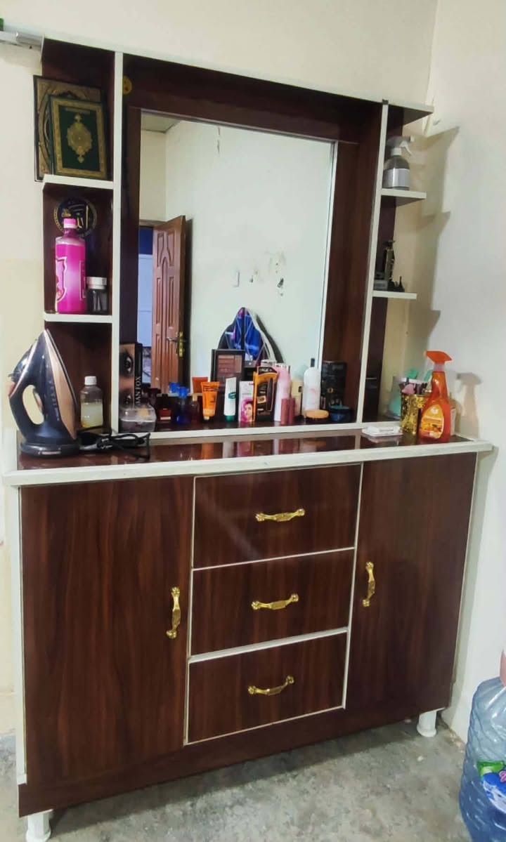 غرفة نوم لبيع سعره ع خاص


**إذا كنت صاحب هذا الإعلان وتريد حذفه لأي سبب، رجاءا أرسل رسالة إلى الدعم الفني**