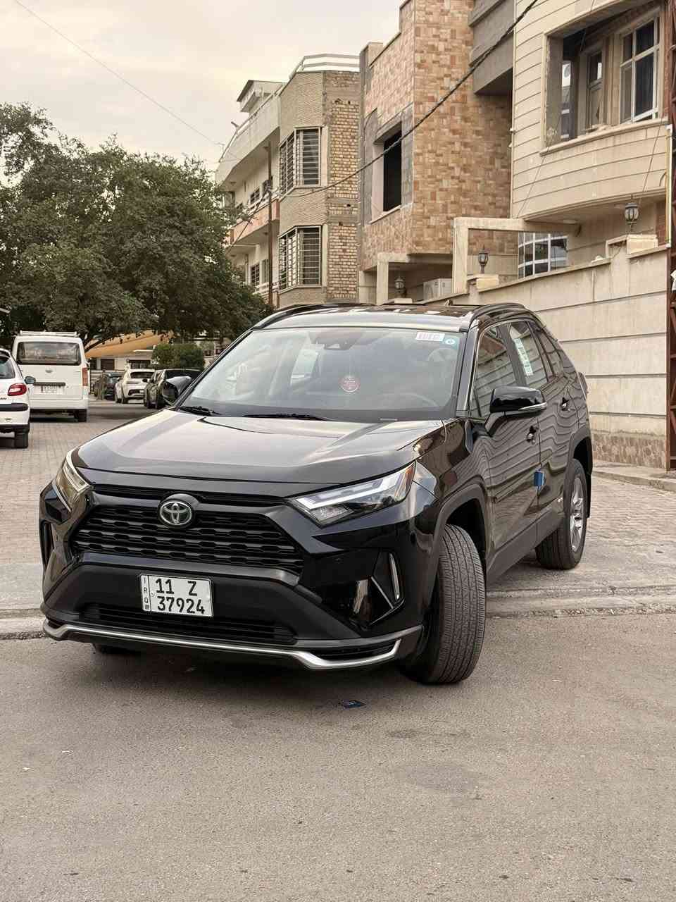 راف فور 
2024
وارد امريكي حادثها بنيد فقط امبدل نفس اللون وبيها بارد بل باب 
ماشيه 51الف كيلو 
مواصفات xle
كشن السايق كهرباء 
كشنات مخمل 
رادرات 
نقطة عمياء 
السعر 230ورقه وبيها مجال 
المكان المنصور 
***********
