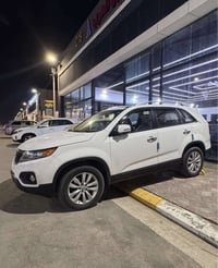 سورنتو2011خليجي مكينه كير مكفولات سياره مكفوله فول مواصفات الاستفسار 0...