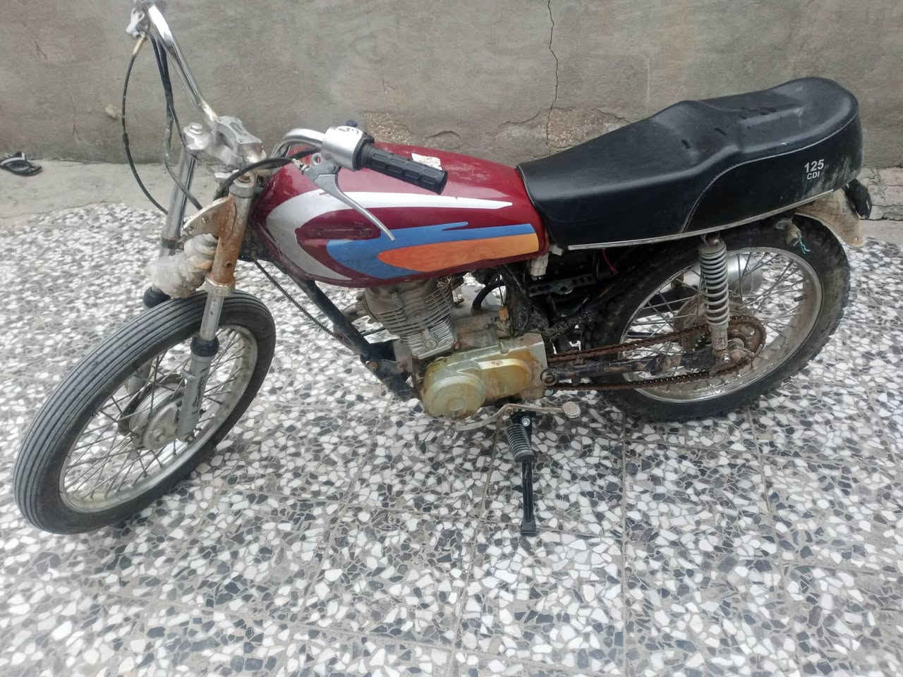 السلام عليكم
 دراجه كلك للبيع
مكينه فول
 مكان نجف مشخاب 
السعر 160بيه مجال قليل
***********
