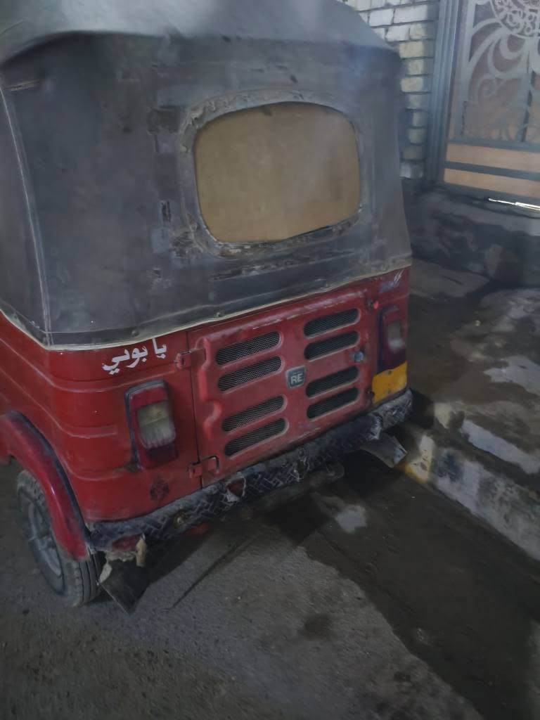 #بلاديه قطره صبغ مابيه نضيفه  مديل2017 مسجله بل سنويه 2018 تكتك متروكه  صار 3سنوات  
مكان بلديات. سعر4600 ما تشتري عبر منشور تكتك عوزه تعمير خياسات بسيطه.   ***********
