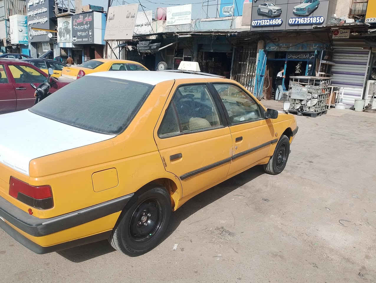 سياره بيجو 2010
السعر 36 وبيها مجال 
السياره بسمي رقم انجليزي 
الرقم ***********
