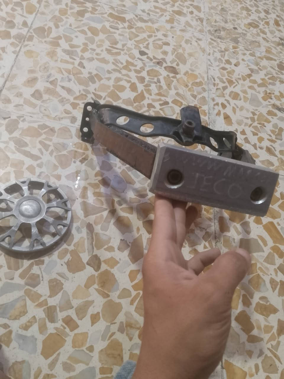 طبق فلاوين عنكبوت للبيع وشاروخه للبيع مال ابطال وينهم هايلهم بالشراي يدق على هذا الرقم***********
