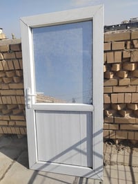 باب بلاستيك • 82x164 • البصرة