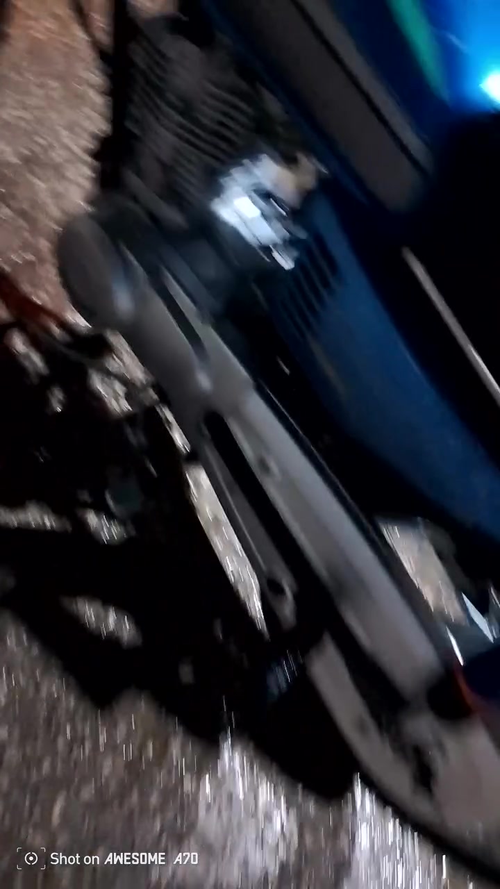 سلام عليكم دراجه اربعه كير مديل 23 وراق أصولي وكيل العارضي مداور ثاني يوم  مكينه انتنس صارلي اسبوع من شديته السعر 900 وبيه مجال قليل نتصال عل رقم ***********
