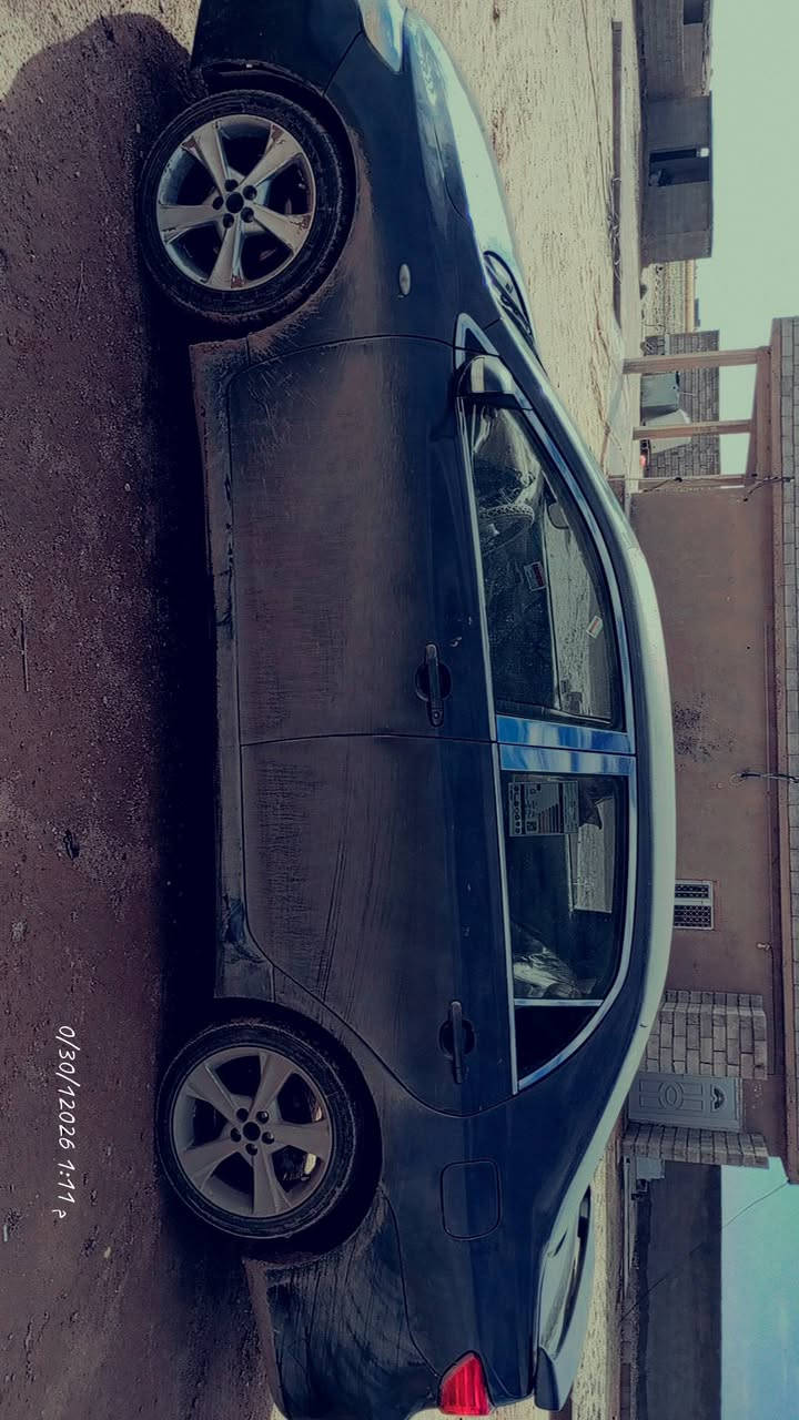 السلام عليكم
سياره كورلا للبيع موديل 2009 محرك 18
رقم شمالي سنويه ب اسمي محرك كير صدر تواير ب شرط 
الضرار اربع قطع السعر 98 
المكان الناعمه تل كصيبه 
***********
