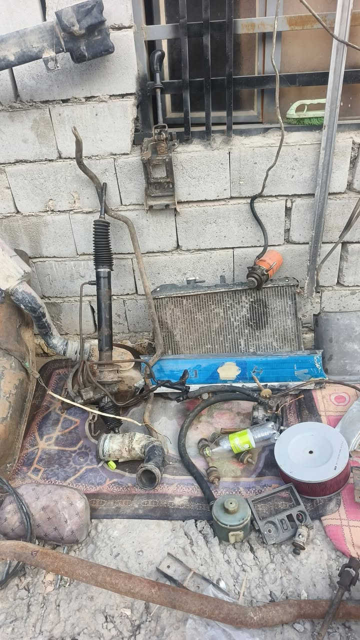 السلام عليكم ورحمه الله وبركاته عندي اغراض بسته تفصيخ للبيع شنو محتاجه انا اكون خادم لكم واسعار مناسبه واللي يحب يتصل على هذا الرقم ((***********))  الهاتف
