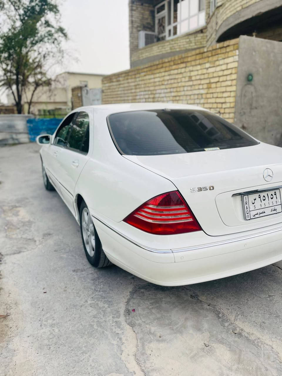 سلام عليكم ورحمة الله وبركاته 🌹
مارسيدس غواصة S350  وارد يابان سياره جديده بمعنه الكلمة 👍
فول مواصفات فئتهه
مكينه + كير + صدر امامي خلفي جديد لوك 👉
مناقصها برغي ترايها زيرو
👍 جوبلسات تصعد تنزل
بدون حادث بدون صبغ كفاله عامه من داخل ومن خارج 👇 بيها فقط قطعتين تبديل اثر شخط بدراجه بابين لسكن
بدون صبغ وارد👍
سعر 140 ورقه  سعر 140 ورقه
مكاني بغداد البياع شرطة الخامسة
***********  كرار
