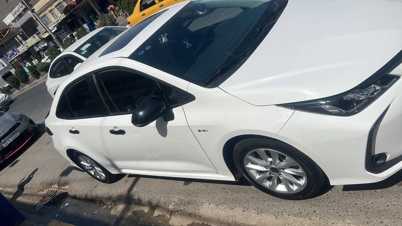 كورلا هايبرد 2025 ماشية 30.000 كفالة عامة بيها رصعة بالباب مقاعد جلد كامرة خلفية تحديد مسار مثبت سرعة السيارة فول مواصفات مكان السيارة موصل رقم بغداد تتحول بالموصل مشروع وطني السعر ١٥٢ 
*********** للاستفسار

