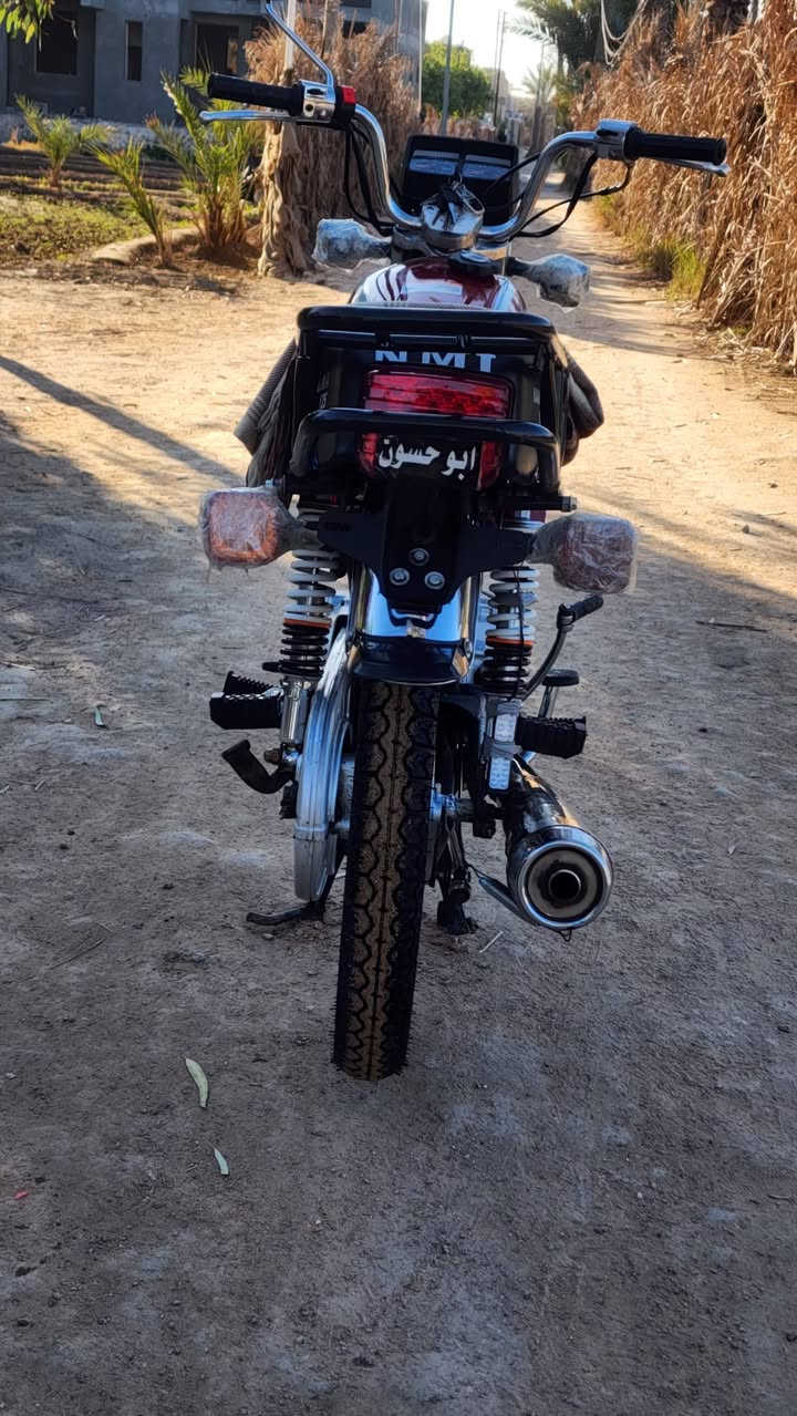 السلام عليكم نامه شلامجه اصلي كلك 2022كفاله عامه دراجه جاهزه من كلشي كهربائيات كامله مبدل بيه ولفات السعر 500وبيه مجال حك الجيه كربلاء طوريج 
***********
