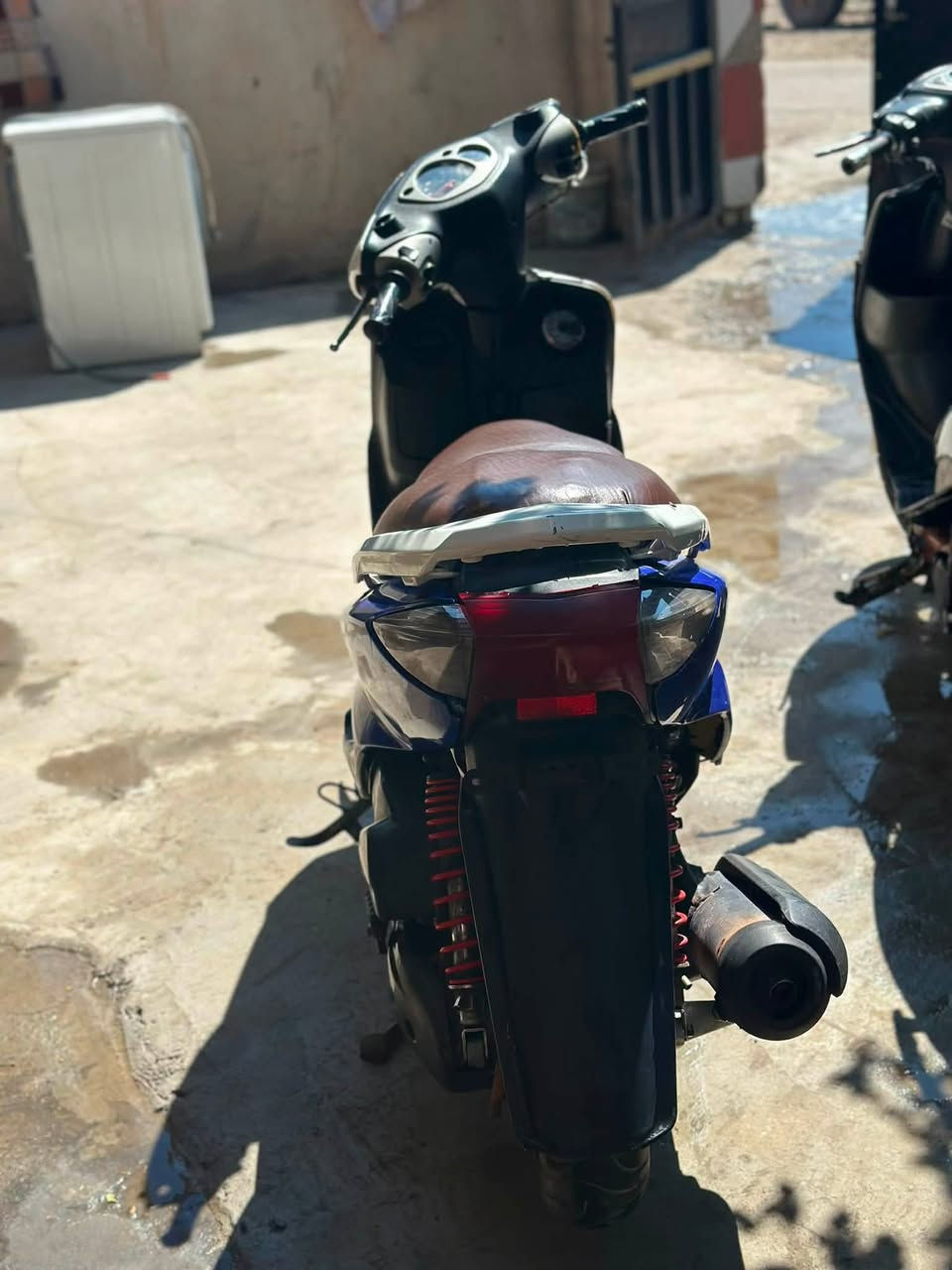 سكنس نثية لبيع نكرة سلف كهربايات كلهة شغالة باتري جديد دراجة خير من الله مال جناي شراي تصل سعر 400  ***********
