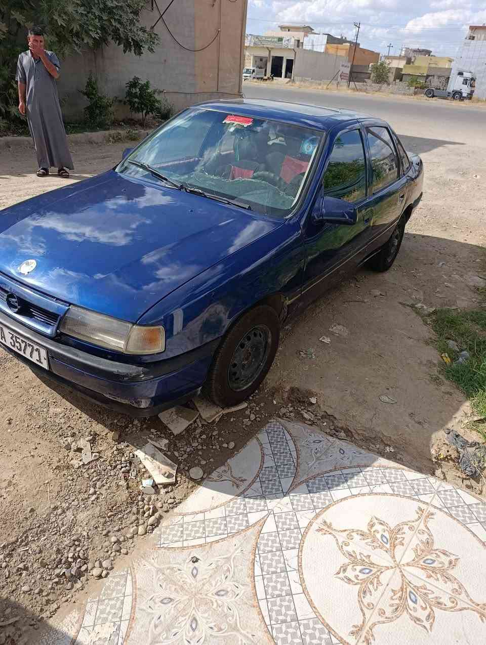السلام عليكم اوبل فكتره موديل 92
مشروع وطني لغايه 29
كير عادي 
محرك 18 
دفتر بانزين 
سياره حلوه ضربه قوي مابيها فقط هاذا الجامرلغ الامامي  امام العين 
شرط التحول فقط وكاله ماكو لان صاحب السياره يحول

السعر 37 وبيها مجال قليل 
***********
