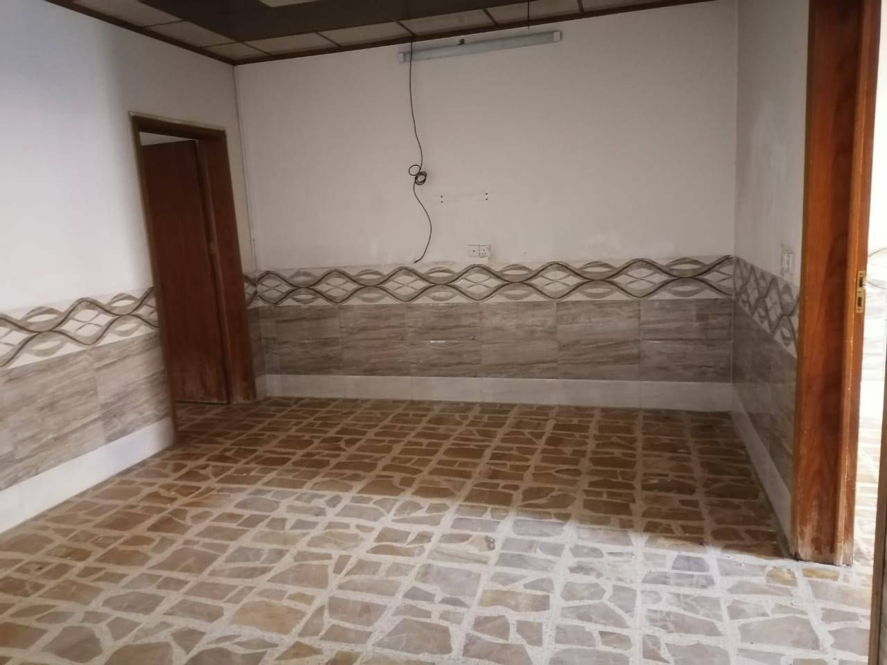 يوجد بيت للبيع في حي الوحدة قرب جامع الرجمان قرب مدرسة الوحدة
المساحه 115 متر واجهة 6 متر
طابقين معزول الارضي والاول
درج خارجي مستاجر شهري 475 الف
غرفه نوم واستقبال وصحيات ومطبخ وهول وكراج
التصميم الارضي مثل الاول
السعر 135 مليون
.
🏡 مكتب أبو جاسم للعقار 🏡
بإدارة :➖  باسم الحمداني  ➖
📌 ........ موقع المكتب .......

حي الأطباء خلف منتزه الصابرين 🏢.

🔹 خدماتنا :
1️⃣ بيع وشراء العقارات: سكنيةوتجارية 🏠
2️⃣ أراضي للبيع: سكنية وزراعية 🌳🏡.
3️⃣ تعقيب معاملات تحويل الملكية 📋.
4️⃣ كادر متخصص في مسح الأراضي 📐.
5️⃣ كادر بناء متكامل لتشييد المنازل 🧱.
6️⃣ خدمة تفليش وإزالة المباني 🔨🏚.

📞 للاستفسار :
📲 ***********
📲 ***********
📲 ***********

✅ مصداقية –سرعة إنجاز –أ فضل الأسعار
