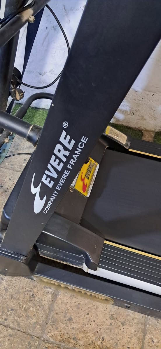 جهاز جري ماركة ايفرا السعر 325 الف بغداد يوجد توصيل


**إذا كنت صاحب هذا الإعلان وتريد حذفه لأي سبب، رجاءا أرسل رسالة إلى الدعم الفني**