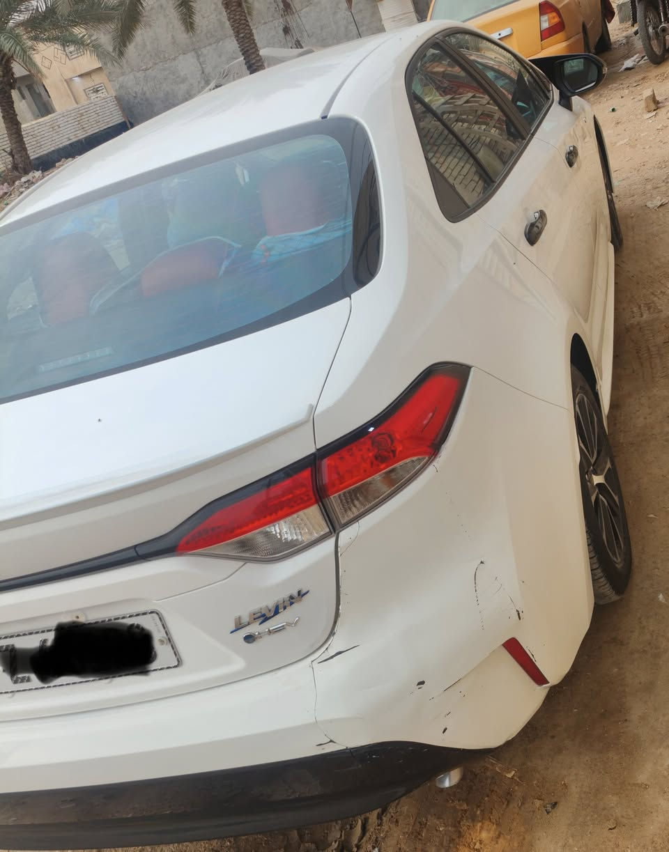 📣 إعلان بيع: تويوتا كورولا هايبرد 2025 (فل مواصفات)
تويوتا كورولا هايبرد موديل 2025 بحالة الوكالة، قمة النظافة والرفاهية
​⚙️ المواصفات والمميزات:
​المحرك: هايبرد (H2/H3) - اقتصادية جداً في استهلاك البنزين.
​المسافة المقطوعة: 24,000 كم فقط.
​المقصورة: كشنات جلد (Premium Leather) بحالة الوكالة.
​التحكم: كرسي السائق كهربائي (Full Electric Adjustment).
​أنظمة الأمان: رادار أمامي، نظام تحديد المسار، وبقية أنظمة Safety Sense المعروفة.
​🛡️ حالة السيارة (بكل أمانة):
​السيارة مكفولة بالكامل (صبغ عام وشاصي ومحرك).
​ملاحظة وحيدة: وجود شك بسيط في الدعامية الخلفية (مخيطة بدون صبغ) للحفاظ على صبغ الوكالة، وهي موضحة بالصور.
​💰 السعر المطلوب:
​14,500 دولار أمريكي (شدة و45 ورقة).
رقم بغداد 11
​📍 الموقع: كربلاء 
📞 للتواصل والاستفسار: خاص


**إذا كنت صاحب هذا الإعلان وتريد حذفه لأي سبب، رجاءا أرسل رسالة إلى الدعم الفني**