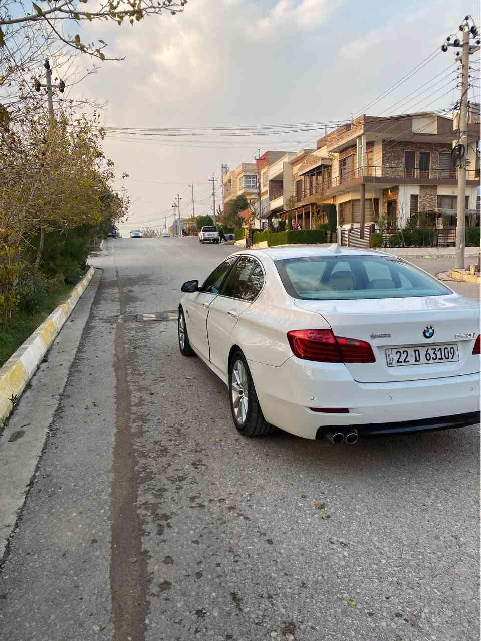 عروش BMW 528 
‏2.0L Twin Turbo
360درجة Camera
موديل 2014شركة عروش 
ماشیه 230 كم 
سونار موجود 
باب صبغ  او خشم بوند بدون دواخل او ارباك
محرك ما مفتوح
المواصـــفــــــــــــــــــــــــات 
بصمه
ابواب 4 بصمة 
ابواب 4شفط 
سلایت روف 
كشن جلد
كشن كهربائي 
داخلي قیسي
بصمة تشغیل
فتل بردة
اشاره بالمرایا
كشافات امامیه
حساسات امامیه و خلفیه
اوتو هولد 
نظام القیاده ٳیكو و نورمال و سبورت و سبورت بلاص
كير سبورت بسكان 
تحکم استیرن
بريك بصمه
و موصفات اخری معروفه لل BM
السعر ١٨٥$ ومجال بسيط
مكان سيارة كويه
للاستفسار  واتساب/[*********** كويسينجاك, أربيل
