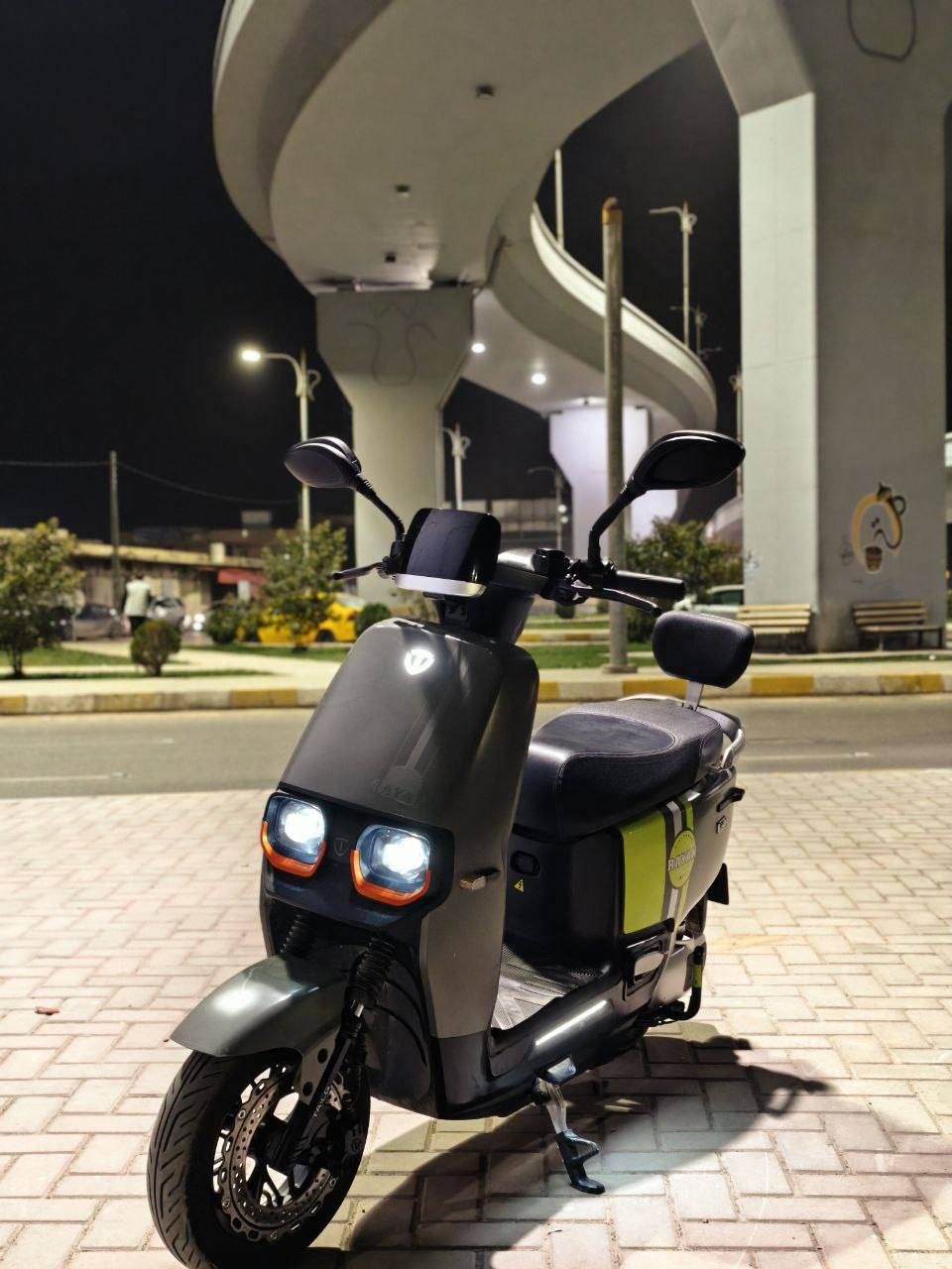 سلام عليكم من رخصة الادمن
دراجه شحن talg ام عيون (تيسلا)للبيع🔥الدراجه مقدما مكفوله من ملف وبطاريات وشاصي ودبلات وشاشة وعقل  وصدر بين قوسين كفاله عامه استعمال اربع اشهر الدراجه نضيفه اخو الجديد اي مشكلة مابيها اي خلل أو عطل مابيها ولا صار بيها بعدها بلزكات الشركه.

مواصفات الدراجه: 6 باتري دبل حجم كبير يعني مسافة خير من الله

ملف 1500 واط طياره🔥🔥

شاحنة ذكية وسريعة

نضام حمايه للبطاريات سيركت قاطع دوره وبيها نضام منع سرقه.

الماطور بريكات ضبط شركه الامامي والخلفي دهن هيدروليك عمبار

الدراجه بيها تشغيل عن بعد وقفل وفتح شاشه ديجتال ايباد سرعه حقيقي يعرضلك عطل بالشاشه والأشاير والبريك وكلشي يطلعلك بالشاشه

السرعه:54_58 حقيقي بالشاشه  وعلى تطيبق الويز يعني مو تقرالك 99 وهي تمشي 30🤣 

دبلات مكفوله ناعمات بشكلللل مو طبيعي 

شلعه تكسررر الضهر.

نضام بگ رجوع للخلفR.

بيها نضام بارك P 

نضام بحسب كم كيلو ماشي .

الدراجه تمشيك لحد ال40 كيلو بالشحنه الوحده يعني ويييين متريد تروح روح ترايك للدور 

لايت عالي ناصي اشارة يمين يسار  
مثبت سرعة 

يجي ب 3 سرعات  

احلة ميزة بالدراجة نضام ايكو من تهد السكليتر يكوم يشحن البطاريه من وحده

 

ونظام امان الدراجه متشمي اذا متحطها D ((يعني تلغي البارك)) 

(الدراجه مكفوله كفاله عامه من اي عطل أو ضرر بالدراجه استعمال قليل اربع اشهر يعني عروس ) 
للتواصل مراسلة او الاتصال على الرقم
0771 077 5015

--السعر بالخاص وبي مجال للطيبن--
