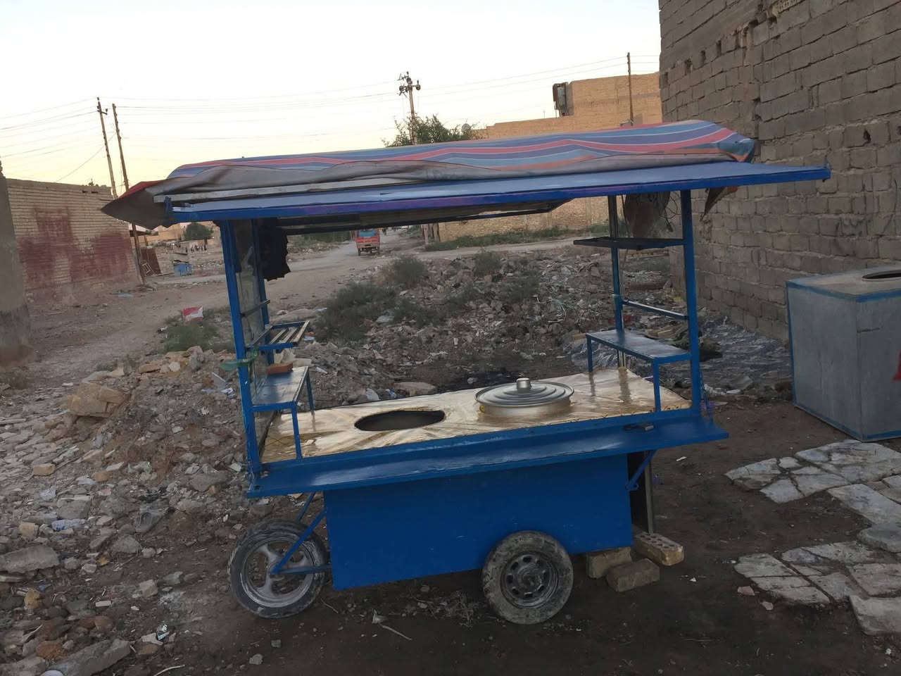 عربانه لبلبي للبيع الطول مترين و العرض متر و 10سم
***********
