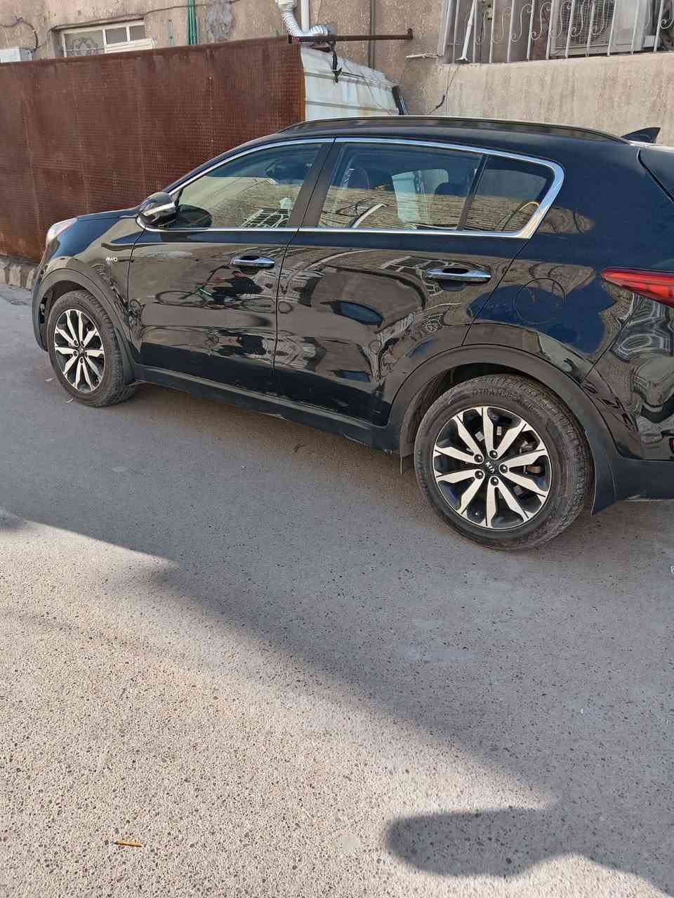 للبيع سبورتج سوده فول مواصفات واحد على واحد امريكي حادثه جاملغ وبنيد ماشيه ٧٠ قابل للزيادة رقم انكليزي بأسمي بغداد مدينة الصدر ***********
