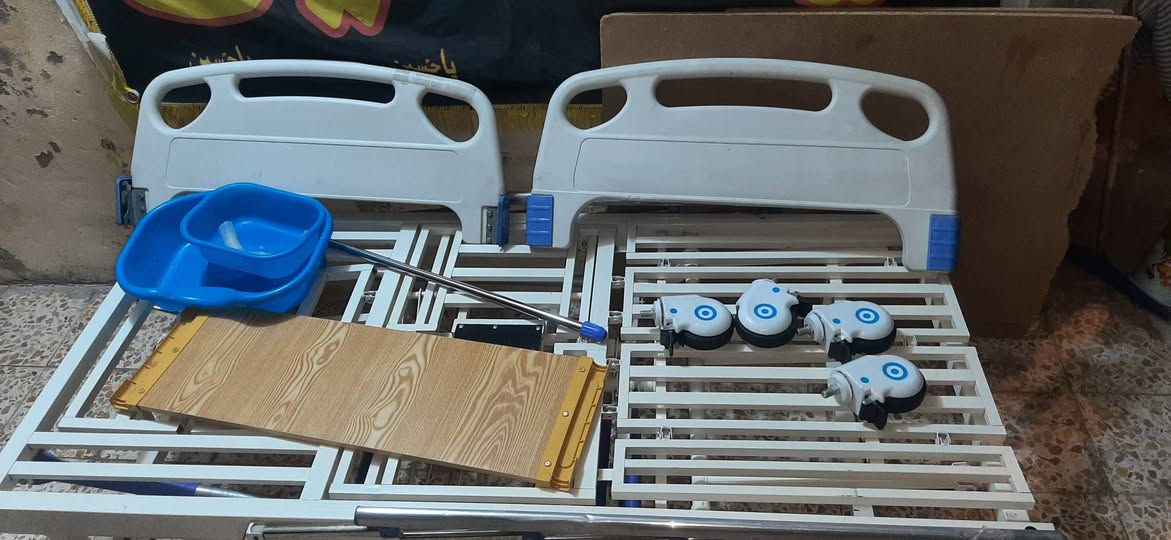 سرير طبي للبيع نظافة ٩٥% السعر ٣٥٠ الف
وبيها مجال للاستفسار اكثر الاتصال على الرقم التالي
.
***********
