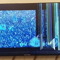 شاشة ٦٠ بوصة • على وضعه • بلازمه