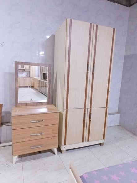 نوستنی گەنجان
بێعەیب
120هه زار
هه مووی بەیەکەوە
***********
سلیمانی السليمانية
