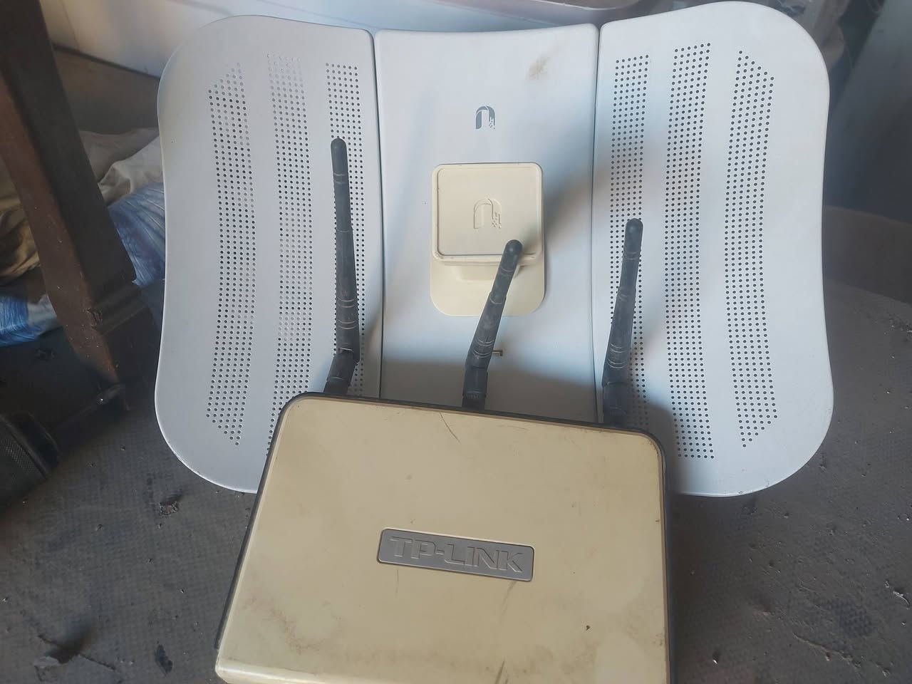 للبيع صحن وراوتر شغالات ب 45


**إذا كنت صاحب هذا الإعلان وتريد حذفه لأي سبب، رجاءا أرسل رسالة إلى الدعم الفني**