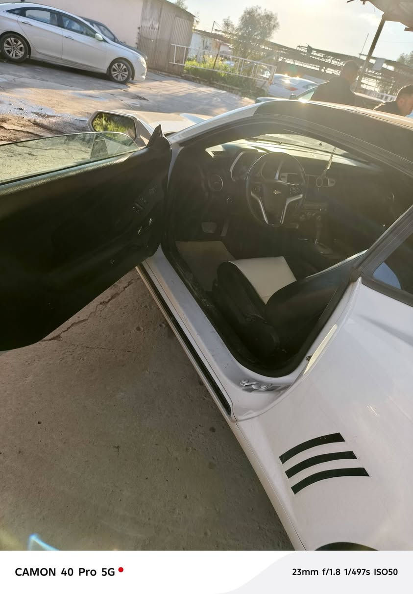 السلام عليكم
للبيع كمارو موديل 2012
 قطعه ٢
كاربونها موجود
تحويل وكاله بشرف
سعر 95  بيها مجال
مكان السياره موصل سهل نينوى برطله معرض بانوراما
للاستفسار
 ***********
***********
