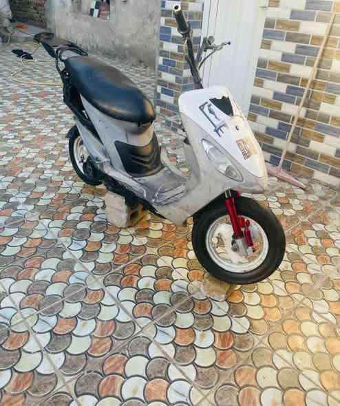 سلام عليكم شبابنه دراجه ماكس منغولي مالت لعب دراجه مانقصها كلشي 55 بوشه نهضه تشك لكاع لي يريدها يجي خاص  ***********وهاذه رقمي
