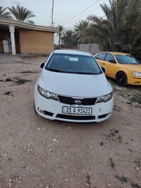 سيراتو 2011 للبيع مكينه بيه بخار وتنقيص ربع لتر منل تبديله السعر 17وبي...