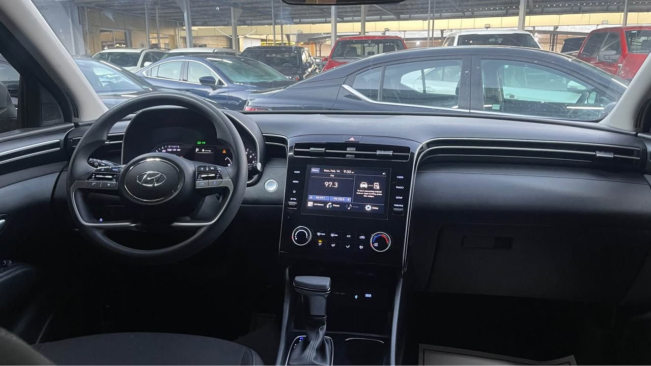 Hyundai tucson SEL
مواسەفات SEL
مۆدێل 2023
تەنها ٦٠٠٠ هەزار ڕۆشتووە
کوشن کارەبا و هیتەر
سندوق کارەبا
شەحن وایەرلێس
سوکان هیتەر
ڕادار ٣٦٠ پلە
کامێرا
بەسمە و شەغال
تەبرید٢ بەش
شاشە گەورە
تەبرید مەرکەزی
زۆر مواسەفاتی دیکە
ژمارە موبایل
***********

Hyundai Tucson SEL 2023
هونداي توسان (تكسون ) 2023 SEL 
 ماشية 6000 ميل فقط 

بدون ايرباك بدون دواخل حادث بسيط جداً 
جاملغ صبخ

مواصفات SEL
تدفئة كشنات
تدفئة ستيرن 
كشنات كهرباء
بصمة وتشغيل عن بعد
صندوك كهرباء 
شحن وايرليس
تبريد مناخين 
مثبت سرعة و محافظة على المسار
رادار امامي وخلفي وجانبي
تبريد قطعتين
كانع انزلاق 
لايت زينون
شاشة كبيرة
ابل كاربلاي + اندرويد اوتو 
وباقي مواصفات التكسون المعروفة 

رقم تلفون 
*********** السليمانية, العراق
