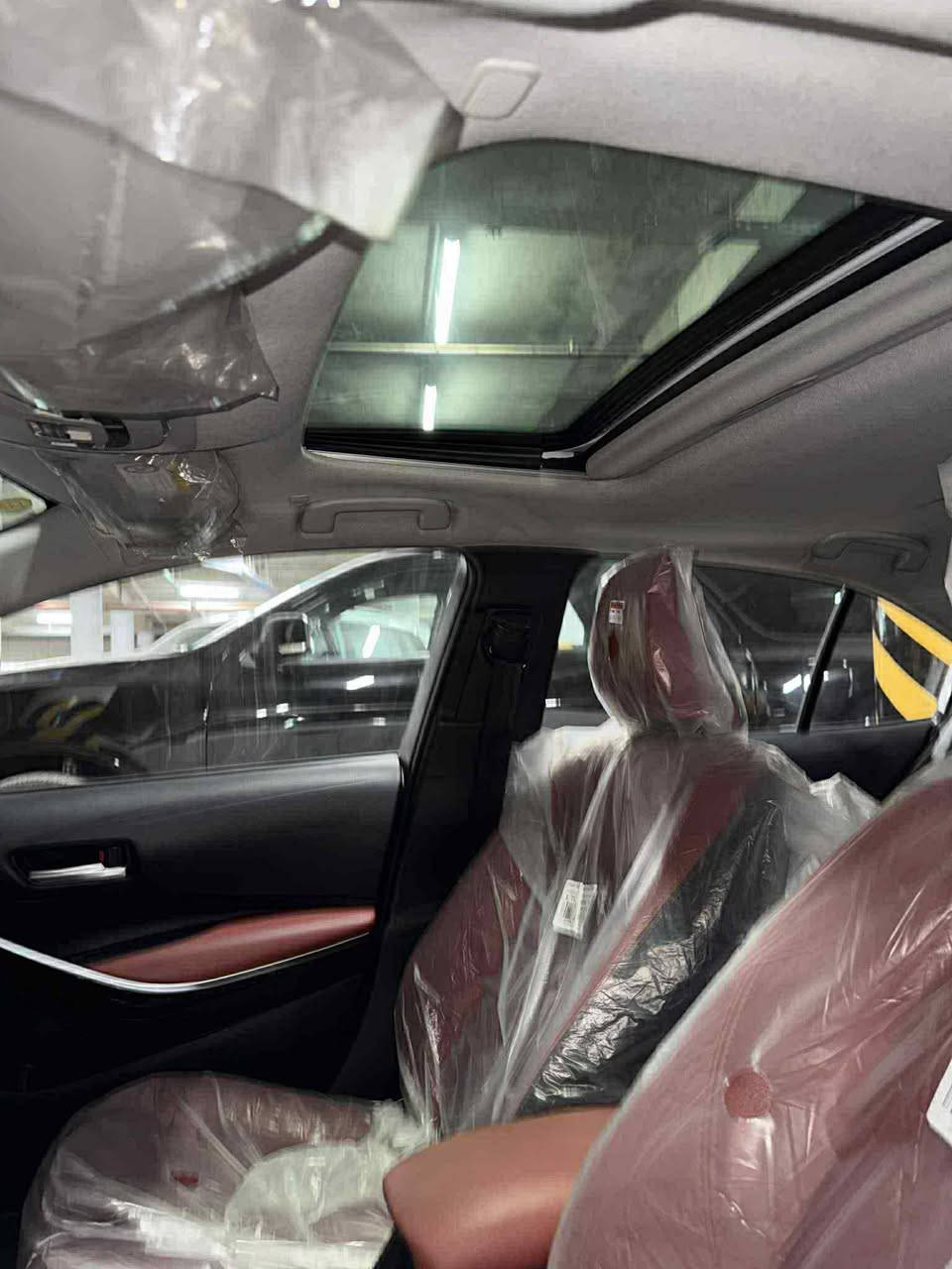 مراوس بتسلا ٣ 
كورلا ٢٣ هايبرد ماشيه ٤٥ بدون حادث شخوط بالباب مكحلات 
علامة زركة داخل احمر فول الشكل الخليجي بغداد بأسمي 
مكانها ابو غريب متواجد خاص 
واتساب ***********
