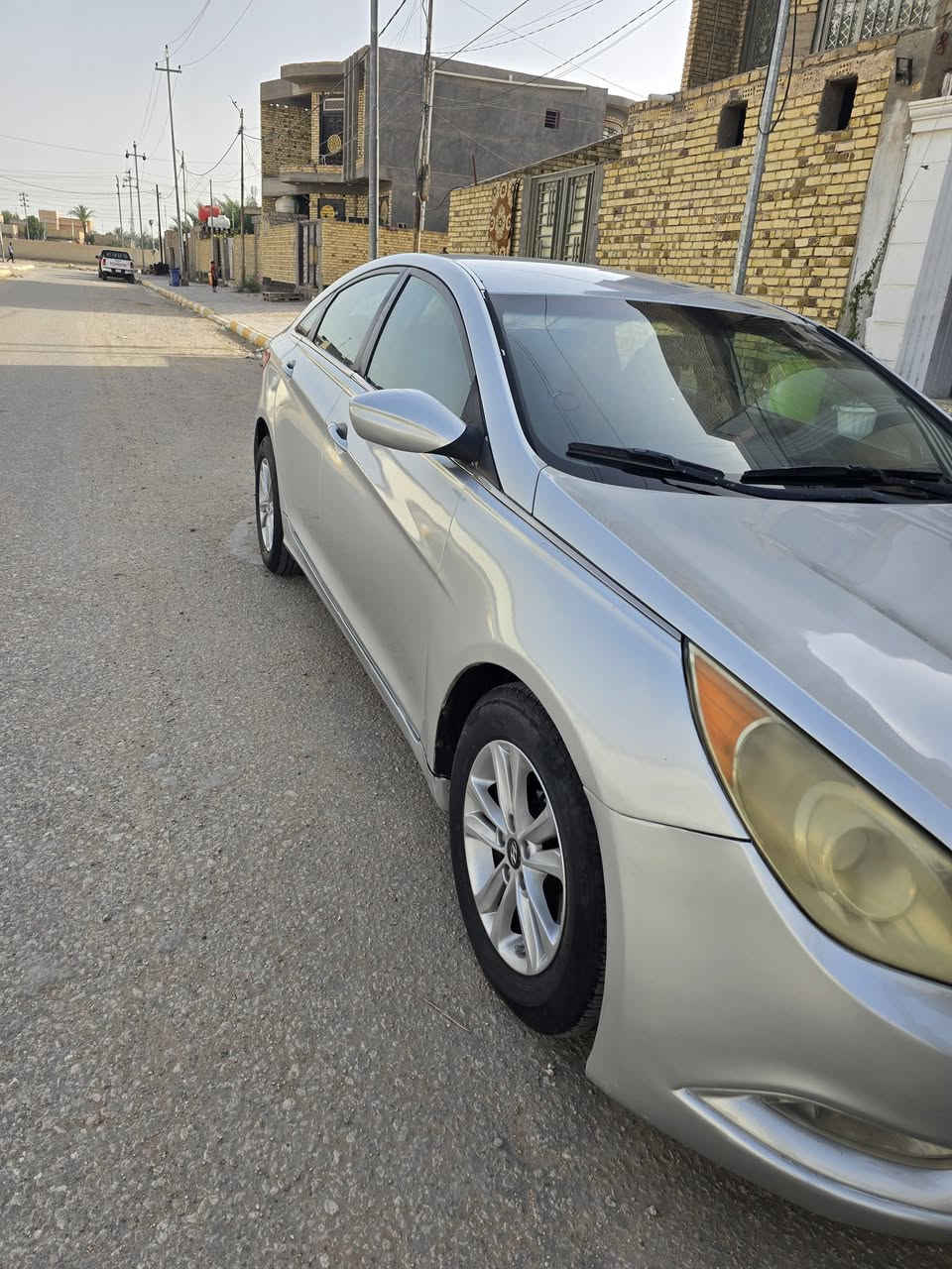 السعر ٩٠ ورقه
سوناتا ٢٠١٣ وارد امريكي 

محرك ٢٤٠٠ GDi

حادثها باب وجاملغ بامريكا و مبدلات 

مصبوغه حزام اثر شخوط وجراد 

تبريد حداديه كهربائيات كلها شغاله 

السياره باسمي مداور ثاني يوم 

المكان الديوانية البدير 

الشراي يتصل على الرقم ***********
