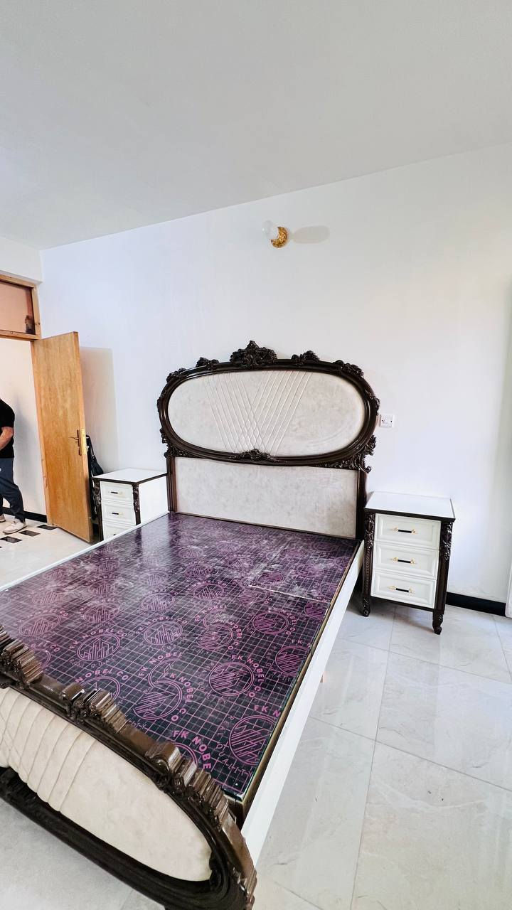 بسم الله الرحمن الرحيم 
اللهم صل على محمد وآل محمد 
تم إنجاز   💪                                                                  غرفة موديل روما 🥰
لون اوف وايت وتطيعم جوزي 🫠
غرفة 6باب ملحق (طابقين)💜
ظهر جرجوبة 👍
أرضية بلوك صاج 👍
الوجه ام دي اف 6ملم 
الداخل صاج طبيعي 4ملم 
الف الابواب والدنك زان مصري 
تاج الجرباية زان 
تاج الميز زان 
للطلب واللاستفسار مراسلة الحساب او الاتصال على الرقم
 موقعنا بغداد ناحية الوحدة قرب مول حجي حمزة
***********واتساب +اتصال 
***********واتساب +اتصال
