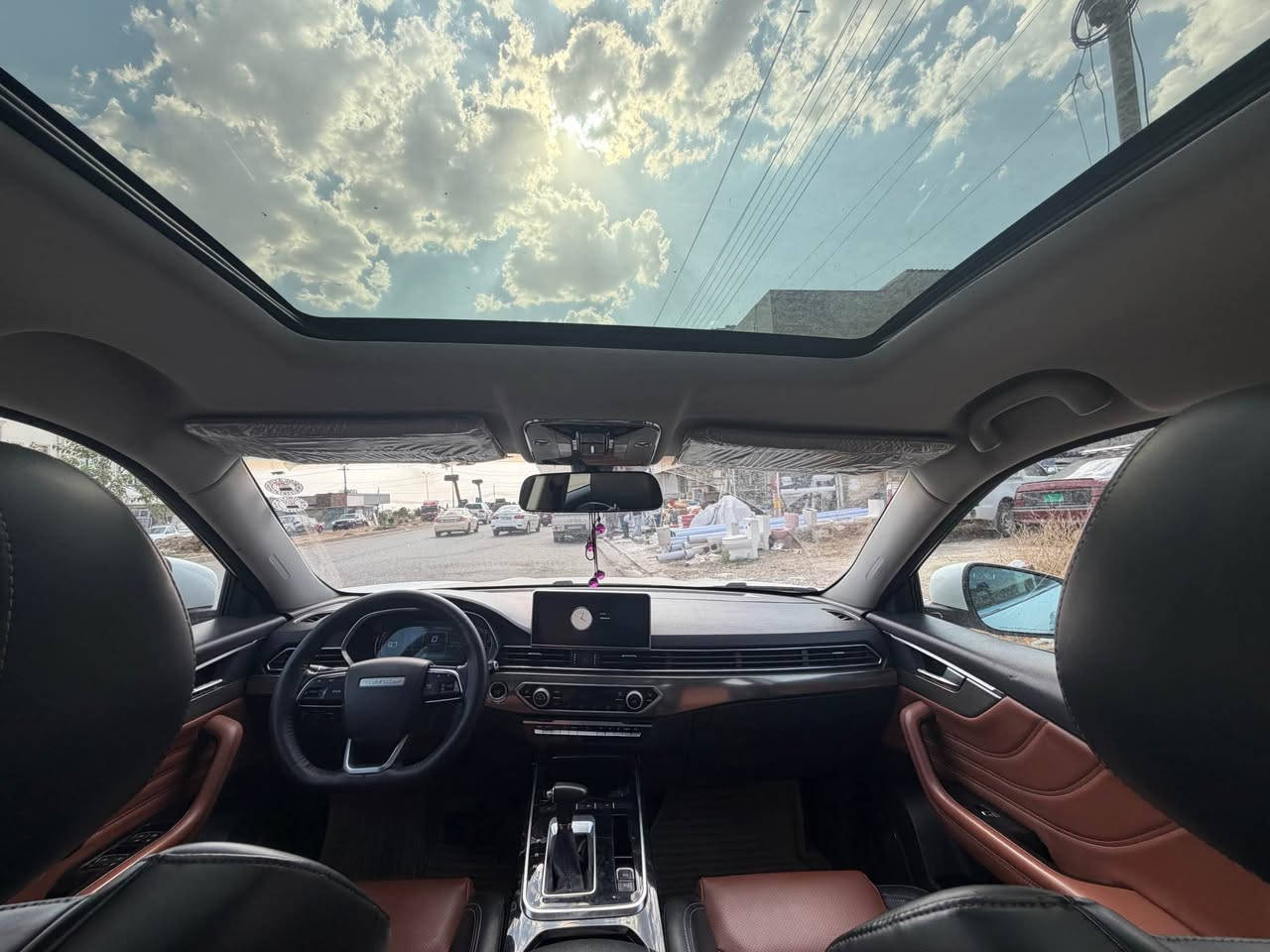 Jetour X70.  2022
فول مواسەفات 
بئ سبوخ 
نرخی ١٤٥وەرەقەو کەمەک مەجال
*********** أربيل, العراق
