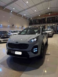 سبورتج ٢٠١٩ شكل ٢٠٢٠  ماشيه ٦٢ ألف   جيتي لاين   رقم بغداد جديد   داخل...